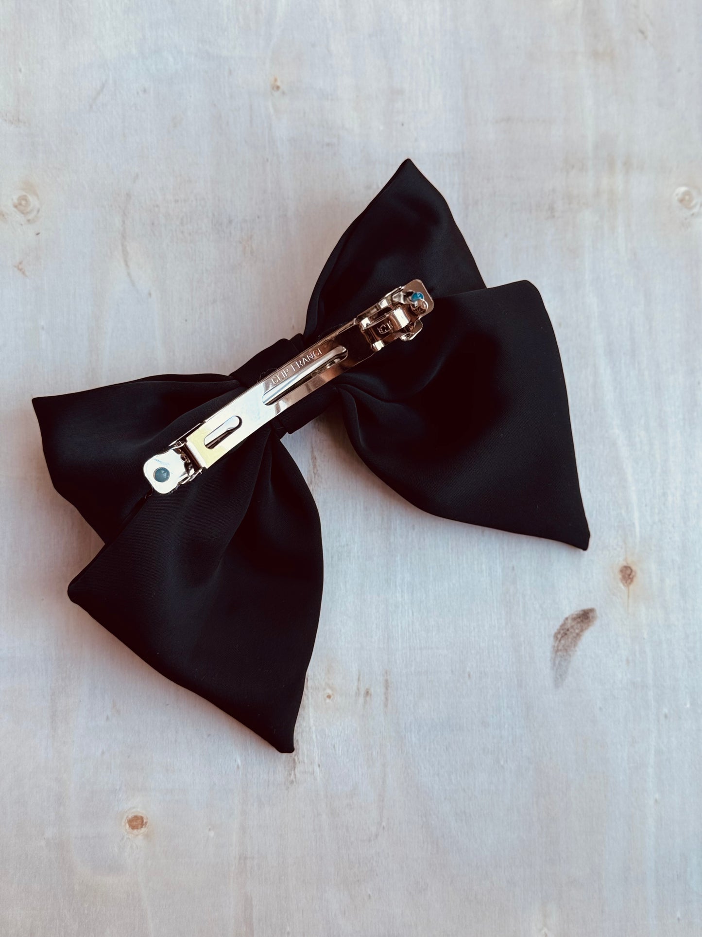 Black Bow Hair Clip – Elegant & Chic Hair Accessory