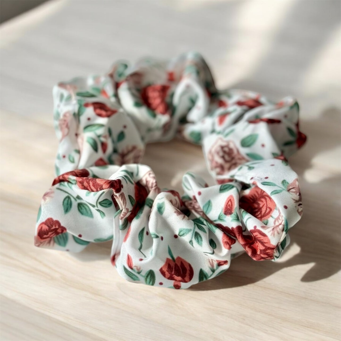 Scarlet Bloom 3-Pack Hair Scrunchies – Red Flower Detail