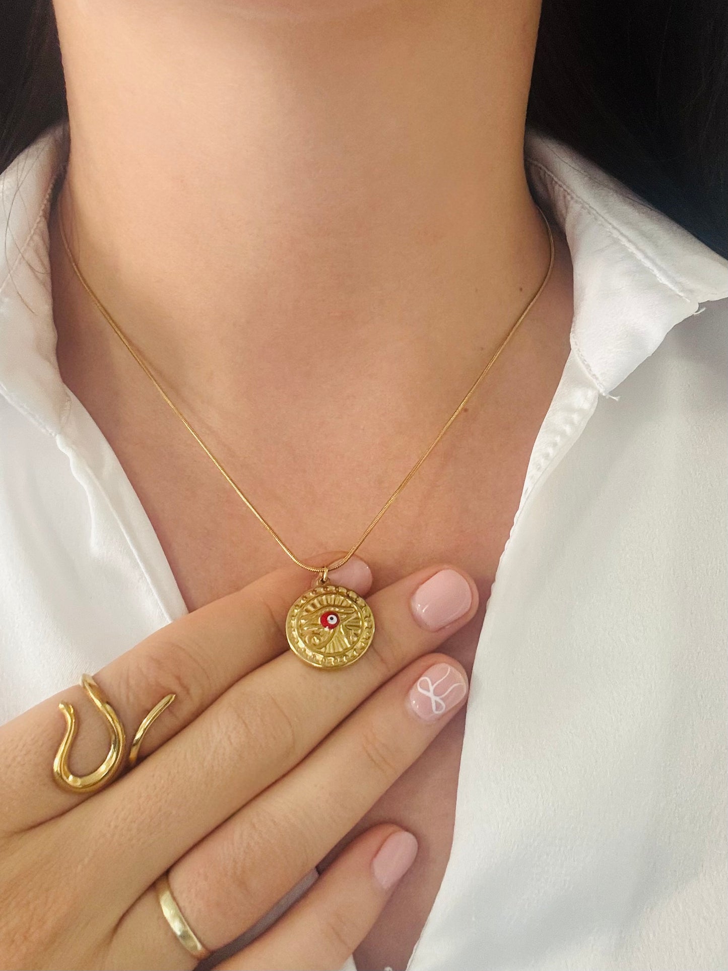 Round Eye Necklace – 18k Gold-Plated Stainless Steel Red