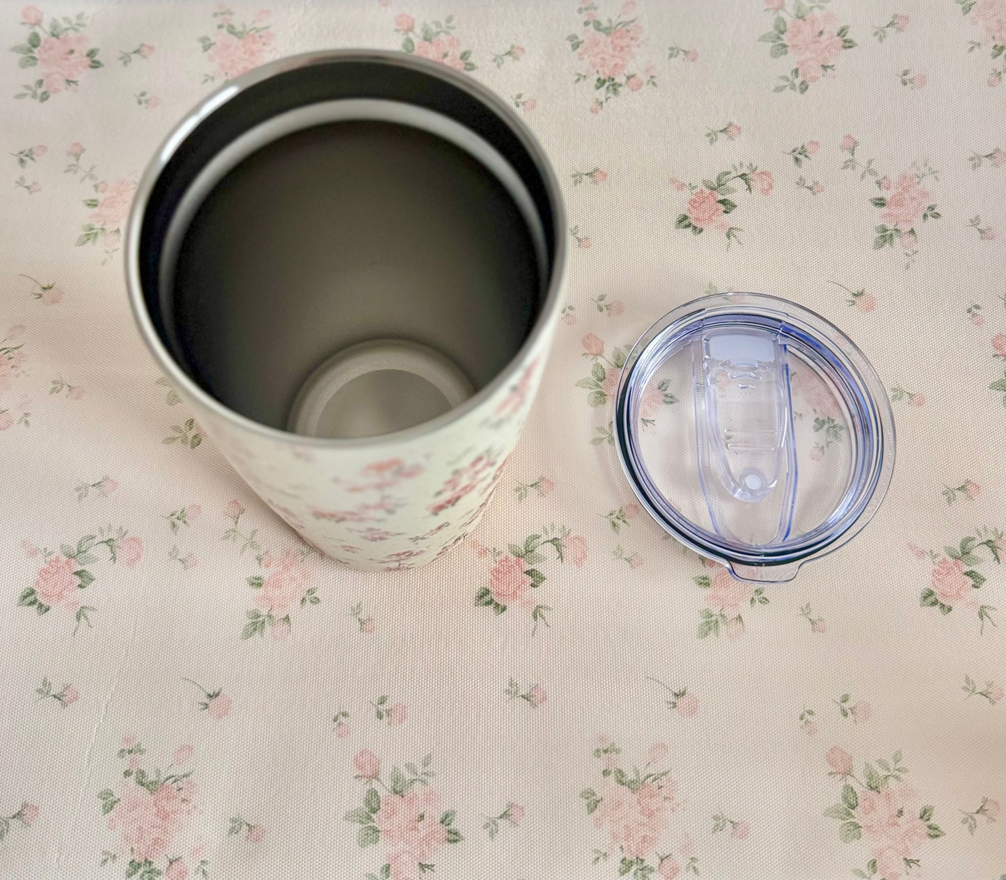 Beige Floral Insulated Mug – Stainless Steel Travel Tumbler